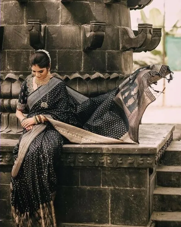 Black_Embellished_Banarasi_Jacquard_Saree_(Black)